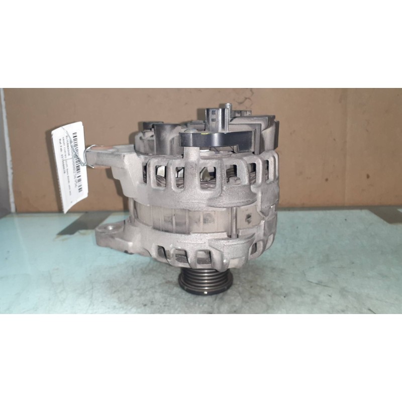 Recambio de alternador para smart fortwo coupe basis (52kw) (453.342) referencia OEM IAM 231006007R BOSCH 90A