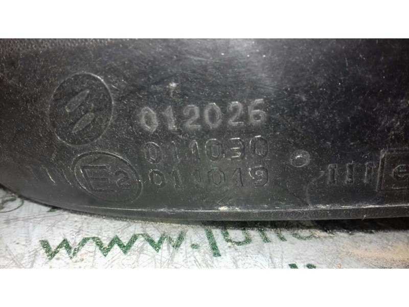 Recambio de retrovisor izquierdo para citroen c3 1.4 hdi satisfaction referencia OEM IAM 012026  MANUAL