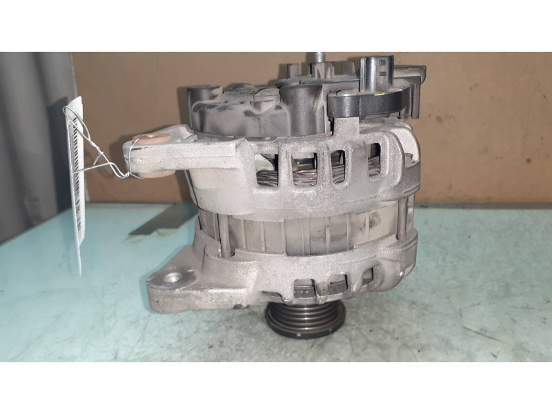 Recambio de alternador para smart fortwo coupe basis (52kw) (453.342) referencia OEM IAM 231006007R BOSCH 90A