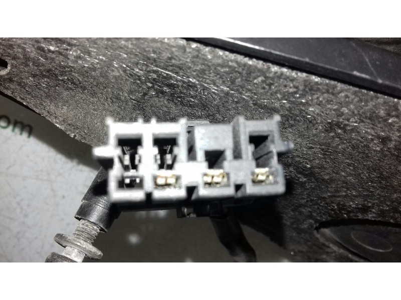 Recambio de retrovisor derecho para citroen xsara berlina 1.9 d sx referencia OEM IAM 014131  ELECTRICO