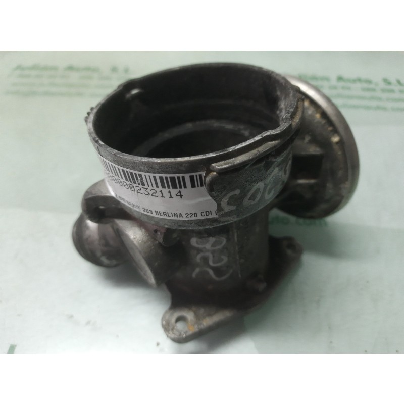 Recambio de valvula egr para mercedes-benz clase c (w203) berlina 220 cdi (203.006) referencia OEM IAM A6110900754  