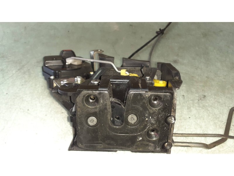 Recambio de cerradura puerta delantera derecha para kia rio 1.5 crdi ex1 referencia OEM IAM 25XIFR  ELECTRICA