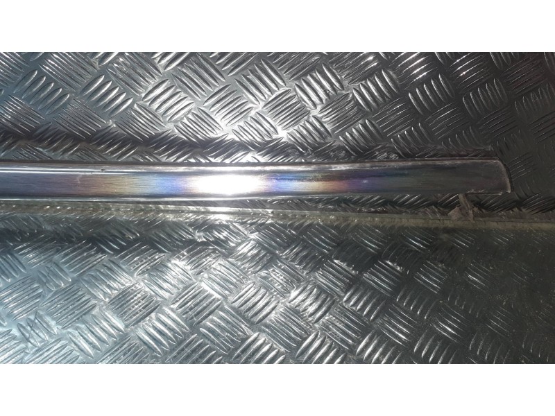 Recambio de moldura para citroen c4 lim. exclusive referencia OEM IAM 9687380177 9687379980 CRISTAL Recambio de moldura para citroen c4 lim. exclusive referencia OEM IAM 9687380177 9687379980 CRISTAL