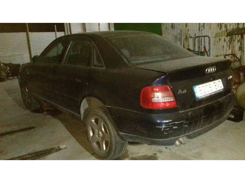 audi a4 berlina (b5) del año 2000