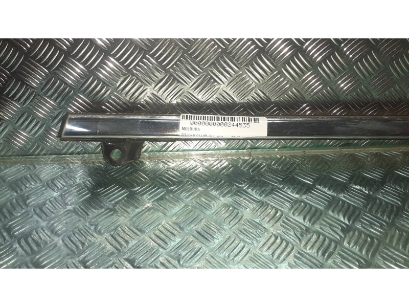 Recambio de moldura para citroen c4 lim. exclusive referencia OEM IAM 9687380177 9687379980 CRISTAL Recambio de moldura para citroen c4 lim. exclusive referencia OEM IAM 9687380177 9687379980 CRISTAL