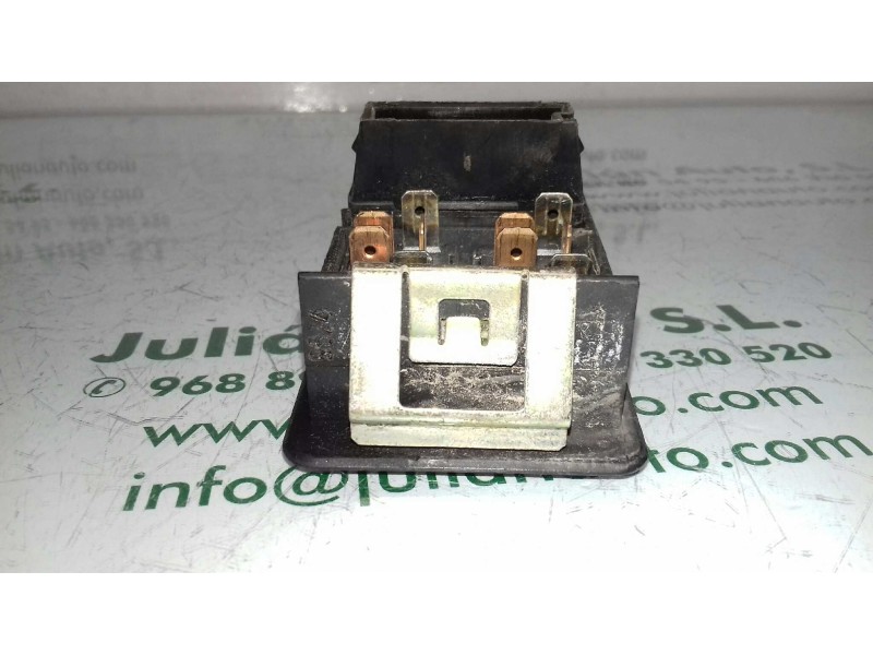 Recambio de mando elevalunas delantero izquierdo para audi a6 berlina (c4) 2.5 tdi referencia OEM IAM 4A0959521 893959859A 