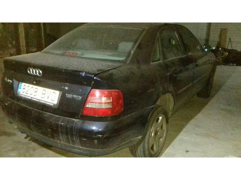 audi a4 berlina (b5) del año 2000