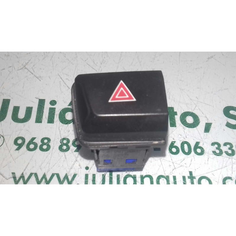 Recambio de warning para peugeot 208 referencia OEM IAM 96750916ZD  