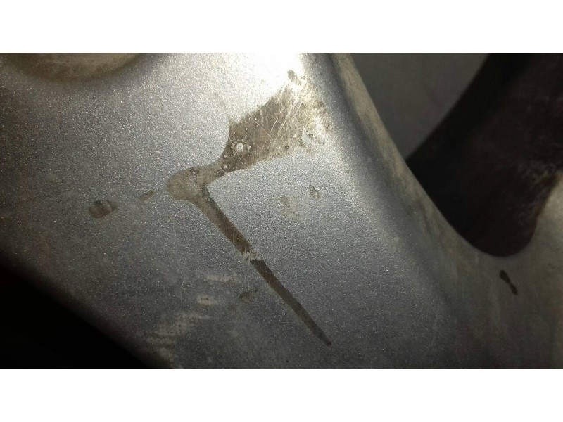 Recambio de llanta para kia carnival ii 2.9 cdri ex referencia OEM IAM K9965C36050 15JX6JJH2 OFF SET 50