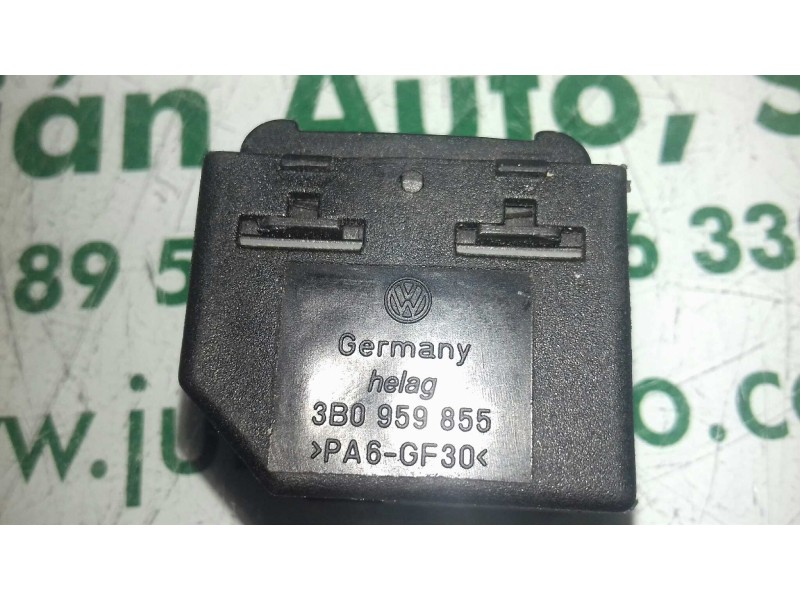 Recambio de mando elevalunas trasero derecho para volkswagen passat berlina (3b2) comfortline referencia OEM IAM 3B0959855  NEGR