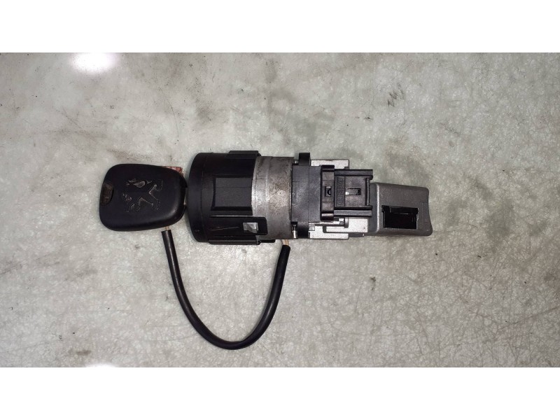 Recambio de conmutador de arranque para peugeot 307 berlina (s2) xs referencia OEM IAM 9648445180 36353100 DELPHI
