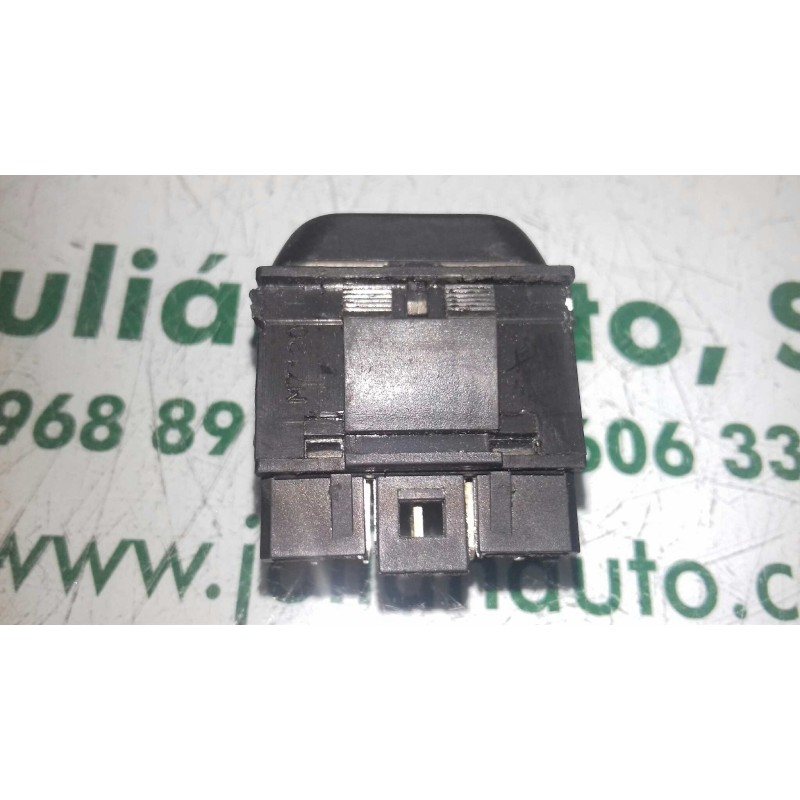 Recambio de mando elevalunas delantero izquierdo para citroen xsara picasso referencia OEM IAM  CONECTOR 5 PINES AUTOMATICO