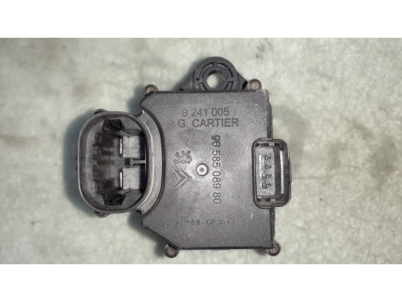 Recambio de resistencia calefaccion para peugeot 307 berlina (s2) xs referencia OEM IAM 9658508980 8241005 CONECTOR 2 PINES