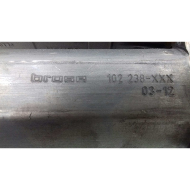 Recambio de motor elevalunas delantero derecho para peugeot 307 break / sw (s1) sw referencia OEM IAM 9637130480 0130821766 