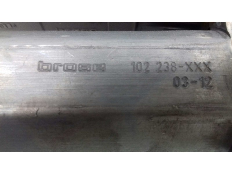 Recambio de motor elevalunas delantero derecho para peugeot 307 break / sw (s1) sw referencia OEM IAM 9637130480 0130821766 