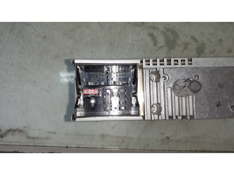 Recambio de sistema audio / radio cd para peugeot 307 berlina (s2) xs referencia OEM IAM 9659139977  7645038392