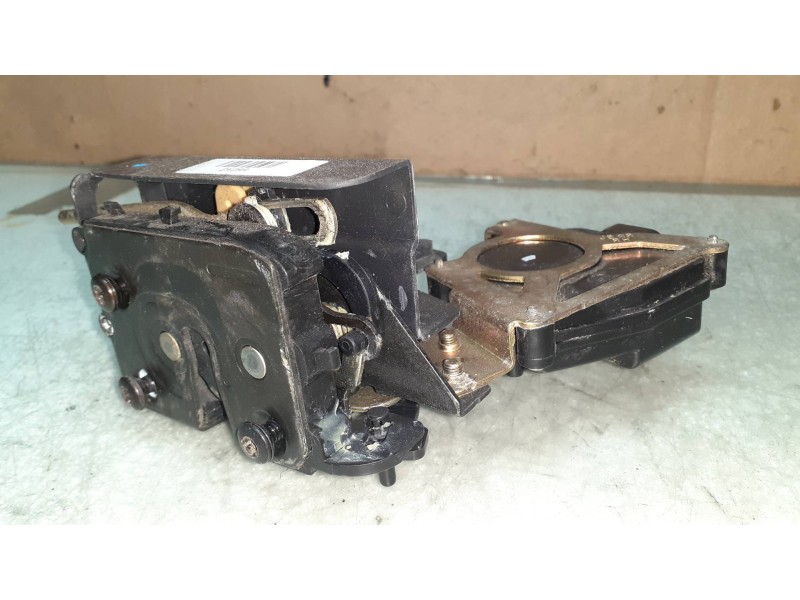 Recambio de cerradura puerta trasera derecha para kia rio 1.4 active referencia OEM IAM 2XIRR  ELECTRICA