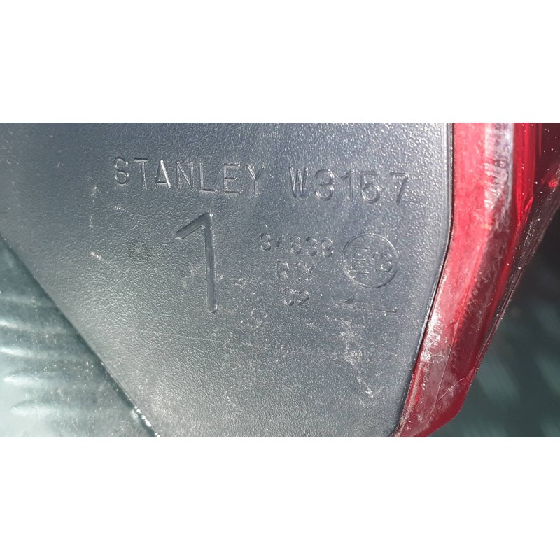 Recambio de piloto trasero izquierdo interior para mitsubishi eclipse cross top 4wd referencia OEM IAM W3157 34639 HALOGENO