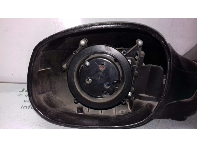 Recambio de retrovisor izquierdo para peugeot 206 berlina x-line referencia OEM IAM 015690  MANUAL