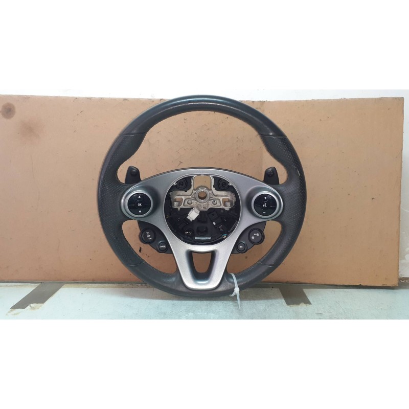 Recambio de volante para smart fortwo coupe basis (52kw) (453.342) referencia OEM IAM A4534600003 484009699R PIEL