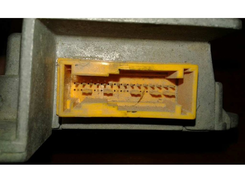 Recambio de centralita airbag para opel vectra b berlina básico referencia OEM IAM 90464705 70560886DUY  Recambio de centralita airbag para opel vectra b berlina básico referencia OEM IAM 90464705 70560886DUY