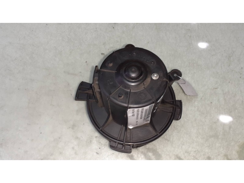 Recambio de ventilador calefaccion para peugeot 307 berlina (s2) xs referencia OEM IAM H1520 B9506 PF2A1