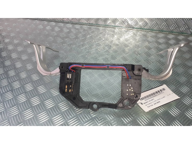 Recambio de mando volante para mitsubishi eclipse cross top 4wd referencia OEM IAM 2401A008 C68269 RADIO