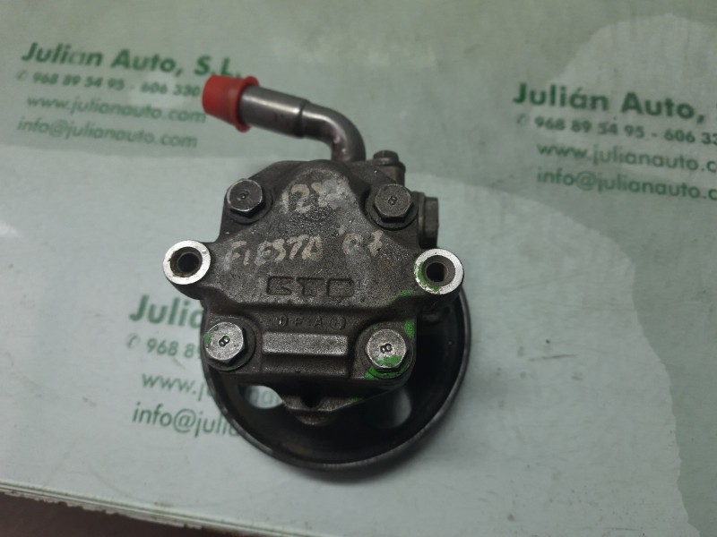 Recambio de bomba direccion para ford fiesta (cbk) ambiente referencia OEM IAM   