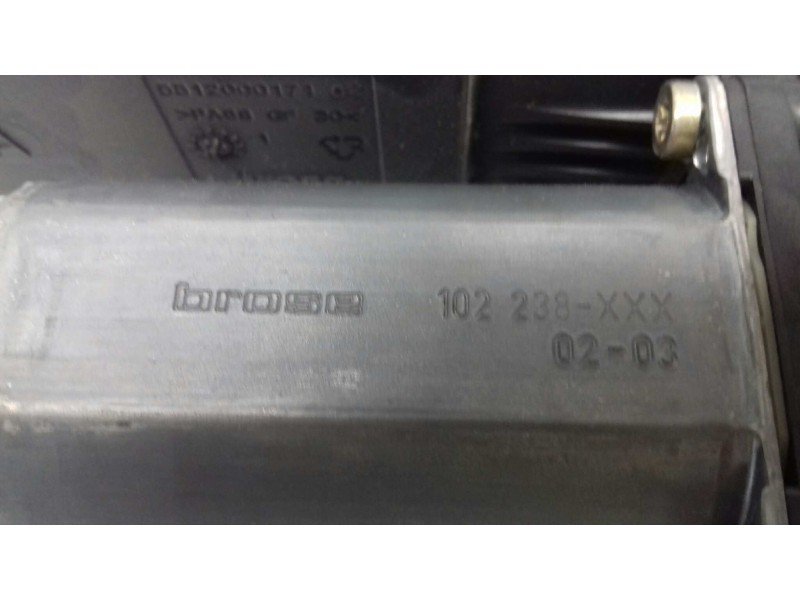 Recambio de motor elevalunas delantero derecho para peugeot 307 break / sw (s1) sw referencia OEM IAM 9637130480 0130821766 