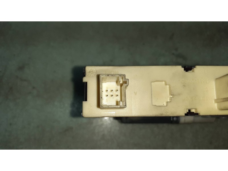 Recambio de motor elevalunas delantero derecho para peugeot 307 berlina (s2) xs referencia OEM IAM 996388103 997831101 774600470