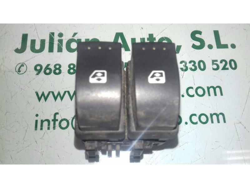 Recambio de mando elevalunas delantero izquierdo para renault scenic ii confort authentique referencia OEM IAM 315050A  MARRON