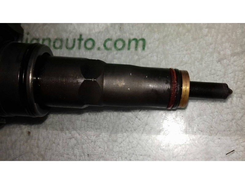 Recambio de inyector para volkswagen passat berlina (3b2) highline referencia OEM IAM 0414720035 13143FR BOSCH Recambio de inyector para volkswagen passat berlina (3b2) highline referencia OEM IAM 0414720035 13143FR BOSCH