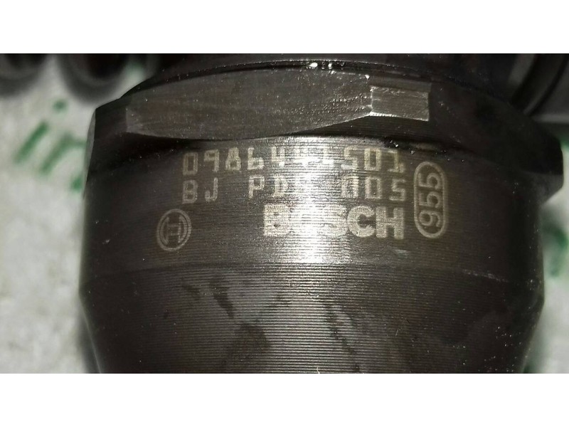 Recambio de inyector para volkswagen passat berlina (3b2) highline referencia OEM IAM 0414720035 13143FR BOSCH Recambio de inyector para volkswagen passat berlina (3b2) highline referencia OEM IAM 0414720035 13143FR BOSCH
