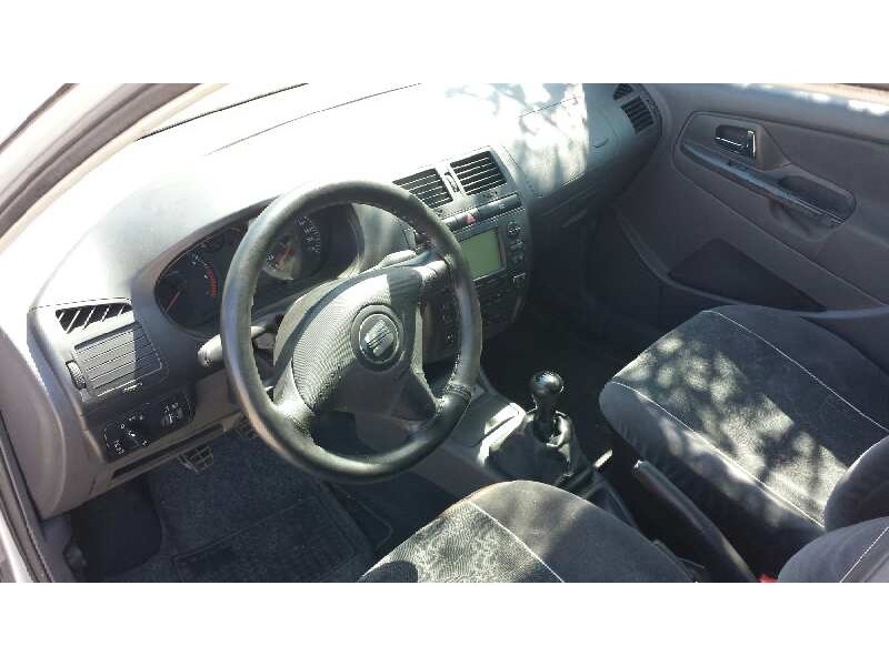 seat cordoba berlina (6k2) del año 2002