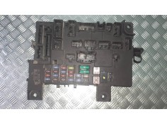 Recambio de caja reles / fusibles para mitsubishi eclipse cross top 4wd referencia OEM IAM 8637B473 10R057749 CONTINENTAL