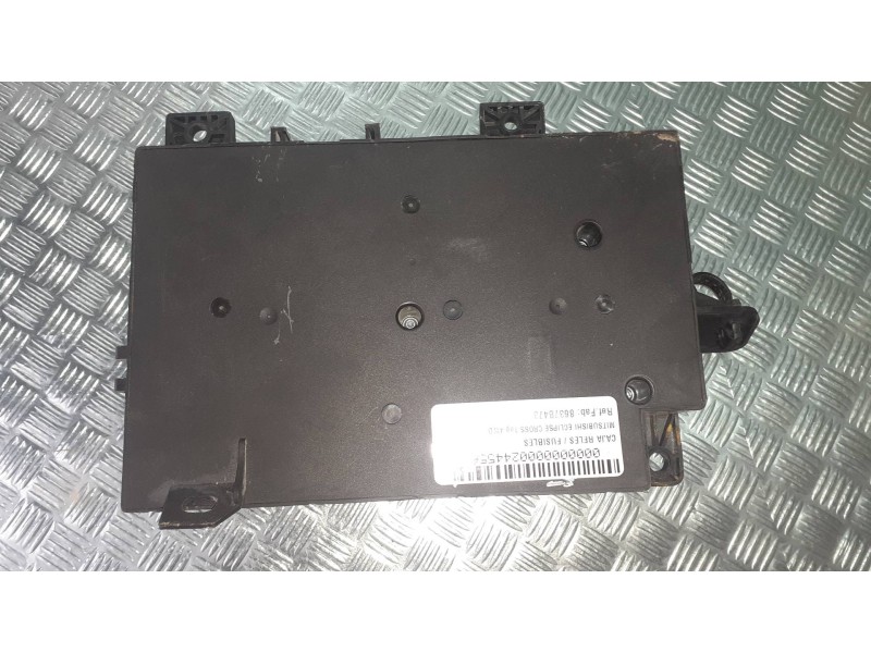 Recambio de caja reles / fusibles para mitsubishi eclipse cross top 4wd referencia OEM IAM 8637B473 10R057749 CONTINENTAL