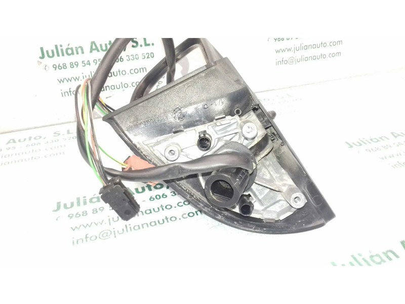 Recambio de retrovisor derecho para peugeot 307 break / sw (s1) sw referencia OEM IAM PP916070  ELECTRICO