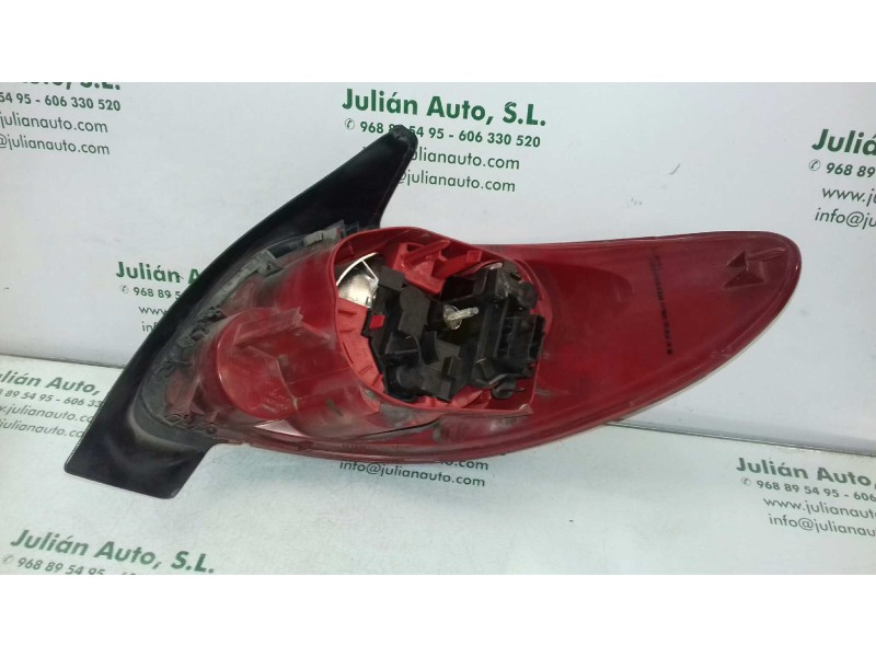 Recambio de piloto trasero izquierdo para peugeot 206 berlina look referencia OEM IAM   5 PINES