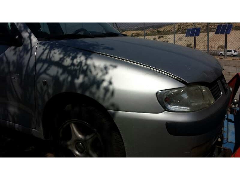 seat cordoba berlina (6k2) del año 2002