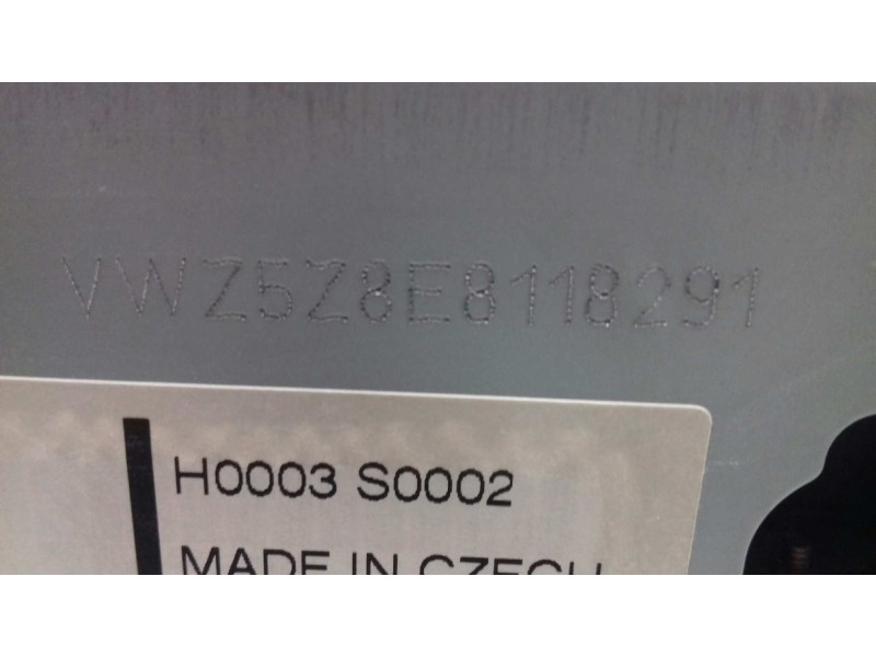 Recambio de sistema audio / radio cd para volkswagen passat variant (3b6) básico referencia OEM IAM 1J0035119D  