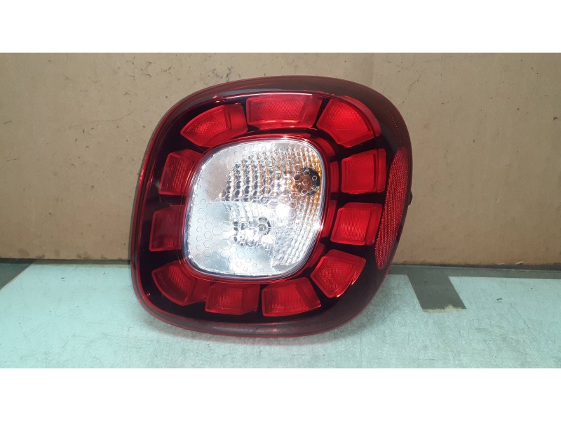 Recambio de piloto trasero derecho para smart fortwo coupe basis (52kw) (453.342) referencia OEM IAM A4539062800 265502776R 