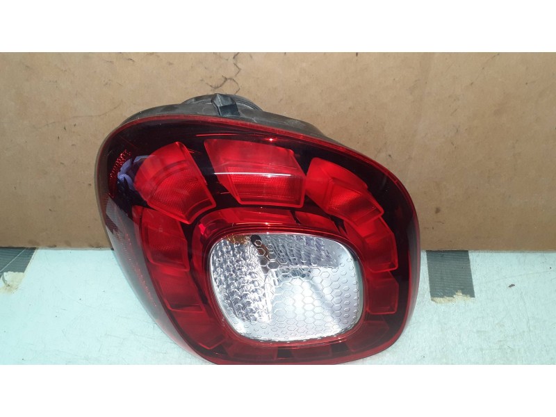 Recambio de piloto trasero izquierdo para smart fortwo coupe basis (52kw) (453.342) referencia OEM IAM A4539062700 265559043R 