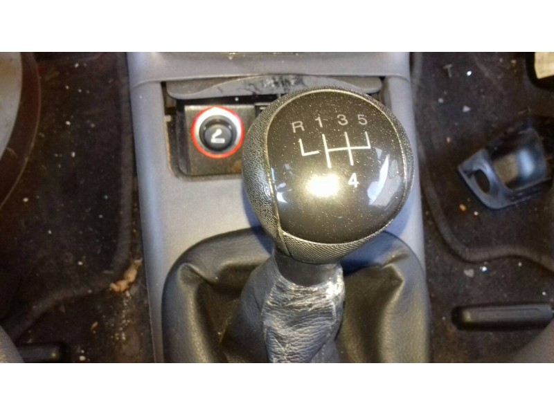 seat cordoba berlina (6k2) del año 2001