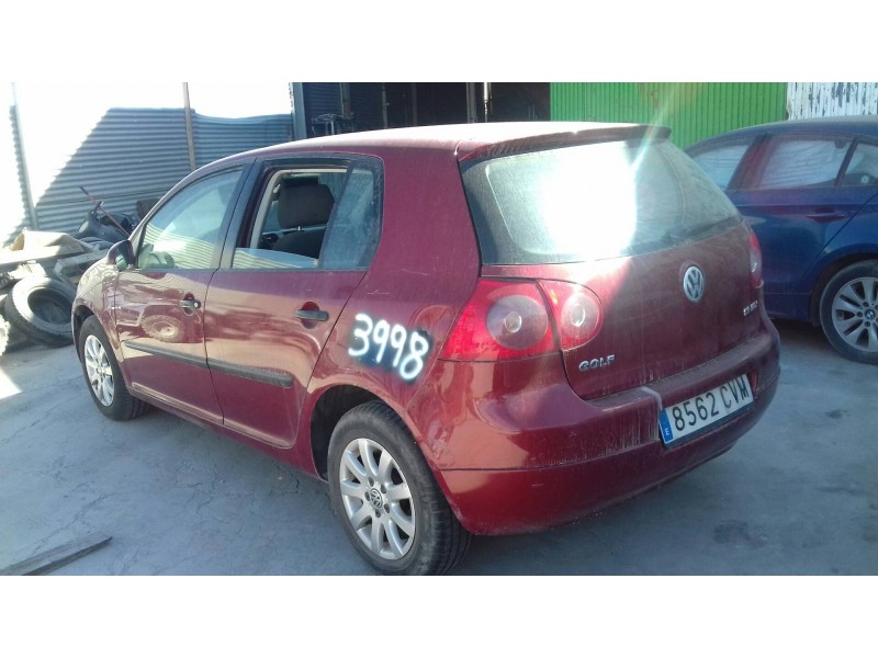 volkswagen golf v berlina (1k1) del año 2004