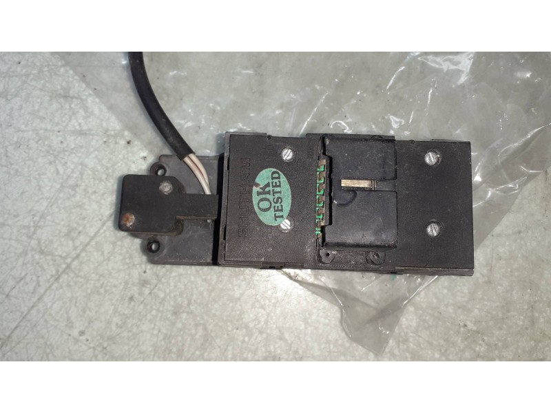 Recambio de mando elevalunas delantero izquierdo para tata safari 2.9d referencia OEM IAM   