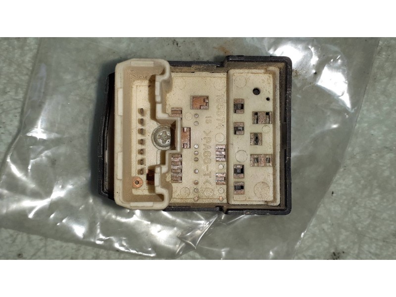 Recambio de mando retrovisor para tata safari 2.9d referencia OEM IAM 183574  