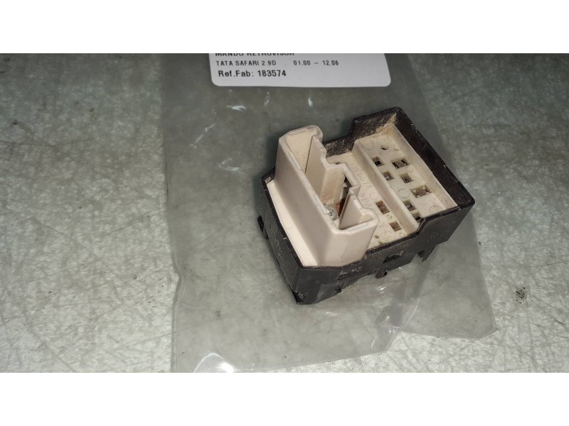Recambio de mando retrovisor para tata safari 2.9d referencia OEM IAM 183574  