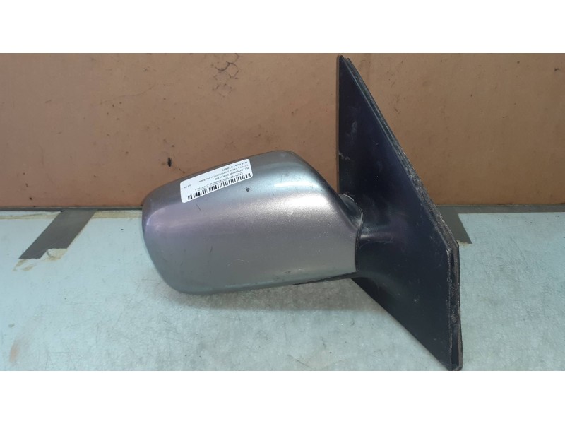 Recambio de retrovisor derecho para toyota yaris (ksp9/scp9/nlp9) básico referencia OEM IAM 010673 80693 ELECTRICO