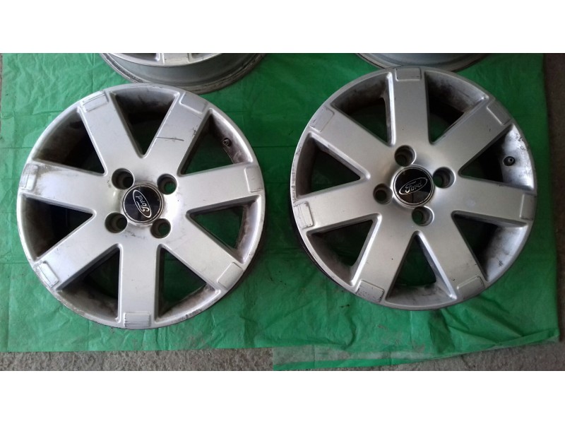 Recambio de juego llantas para ford fusion (cbk) ambiente referencia OEM IAM 3N11AA 6JX16 ET47.5