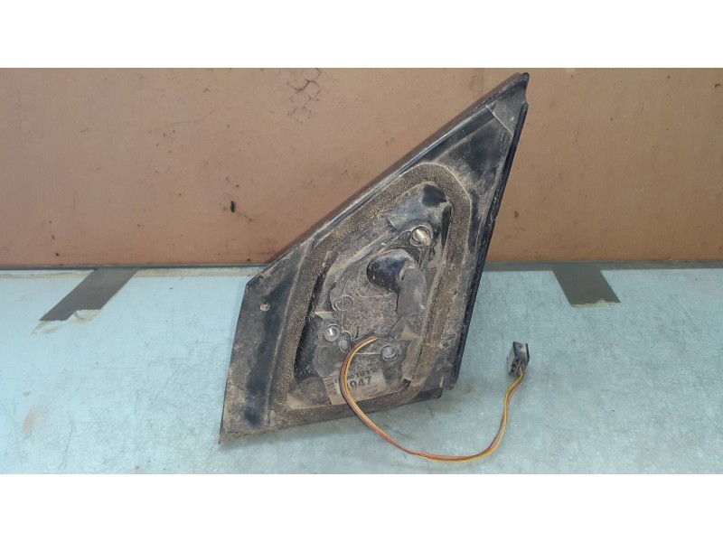 Recambio de retrovisor derecho para toyota yaris (ksp9/scp9/nlp9) básico referencia OEM IAM 010673 80693 ELECTRICO